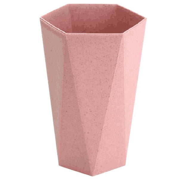 Green Straw Plastic Cup