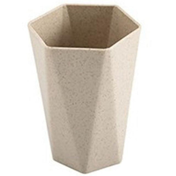 Green Straw Plastic Cup